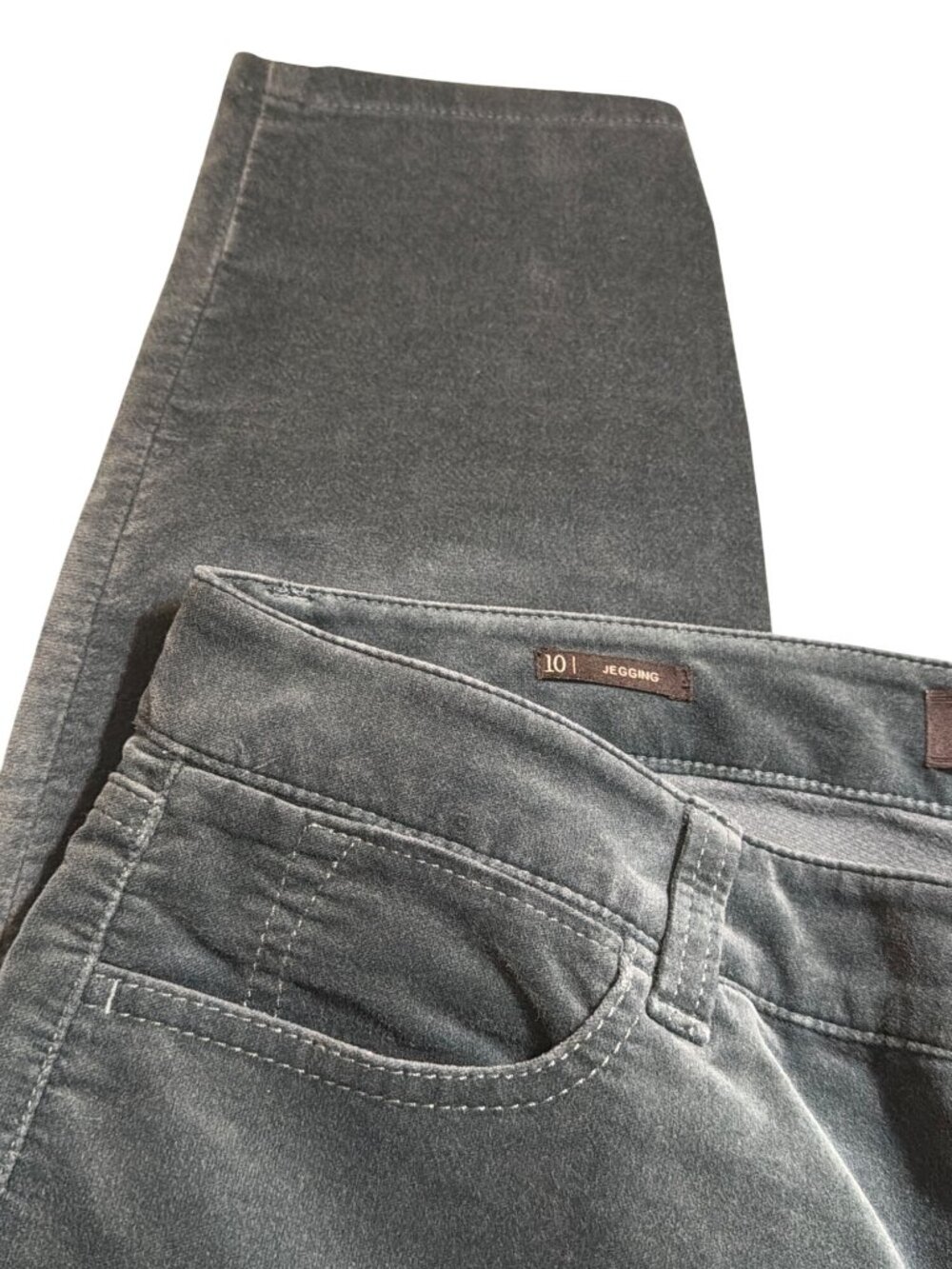 Talbots Flawless Five Pocket Jegging Forest Green Velvet Stretch Pants Size 10 - Picture 2 of 5